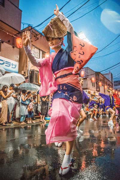 雨が降っても踊らにゃ損々